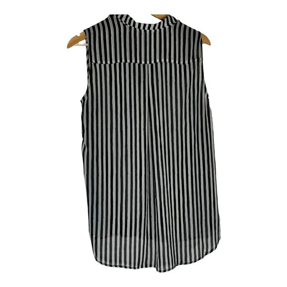 H&M Long Black/White Beatle Juice Button Down Top Shirt 14 Xlarge - Picture 2 of 5